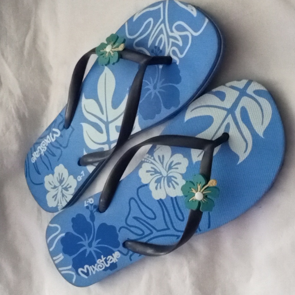 Mixstar Floral Flip Flops Size 9.5